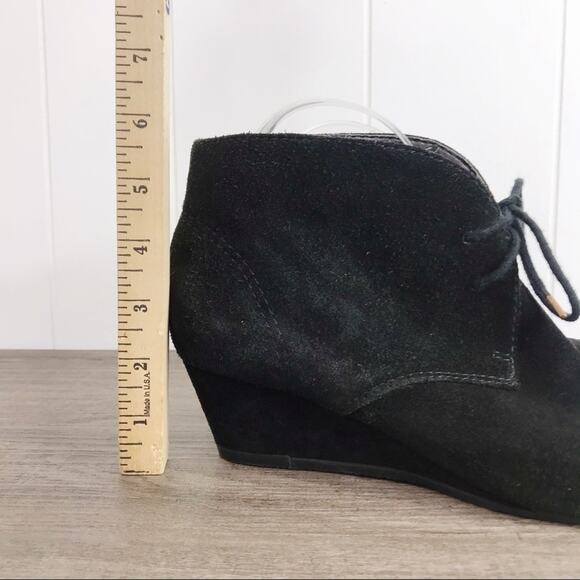 NINE WEST 00s Y2K Vintage Black Suede Wedge Ankle Booties - Picture 2 of 15